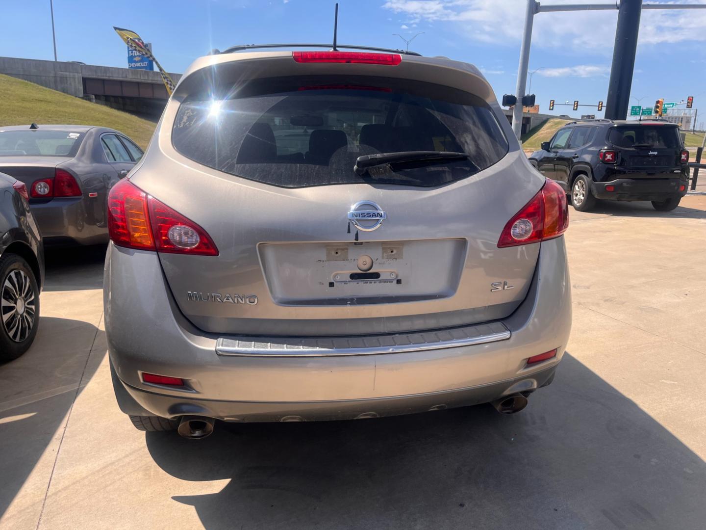 2009 BROWN/TAN NISSAN MURANO S; SL S (JN8AZ18U69W) with an 3.5L V6 DOHC 24V engine, Automatic CVT Overdrive transmission, located at 8101 E. Skelly Dr., Tulsa, OK, 74129, (918) 592-3593, 36.121891, -95.888802 - Photo#3